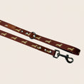 Load image into Gallery viewer, Close-up of the DoxieFlex Biothane waterproof dachshund lead.
