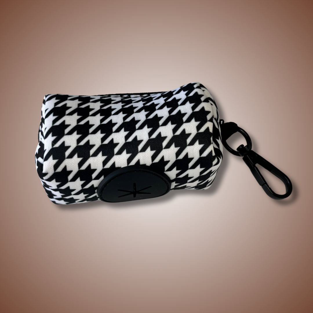 Houndstooth Poop Bag Holder
