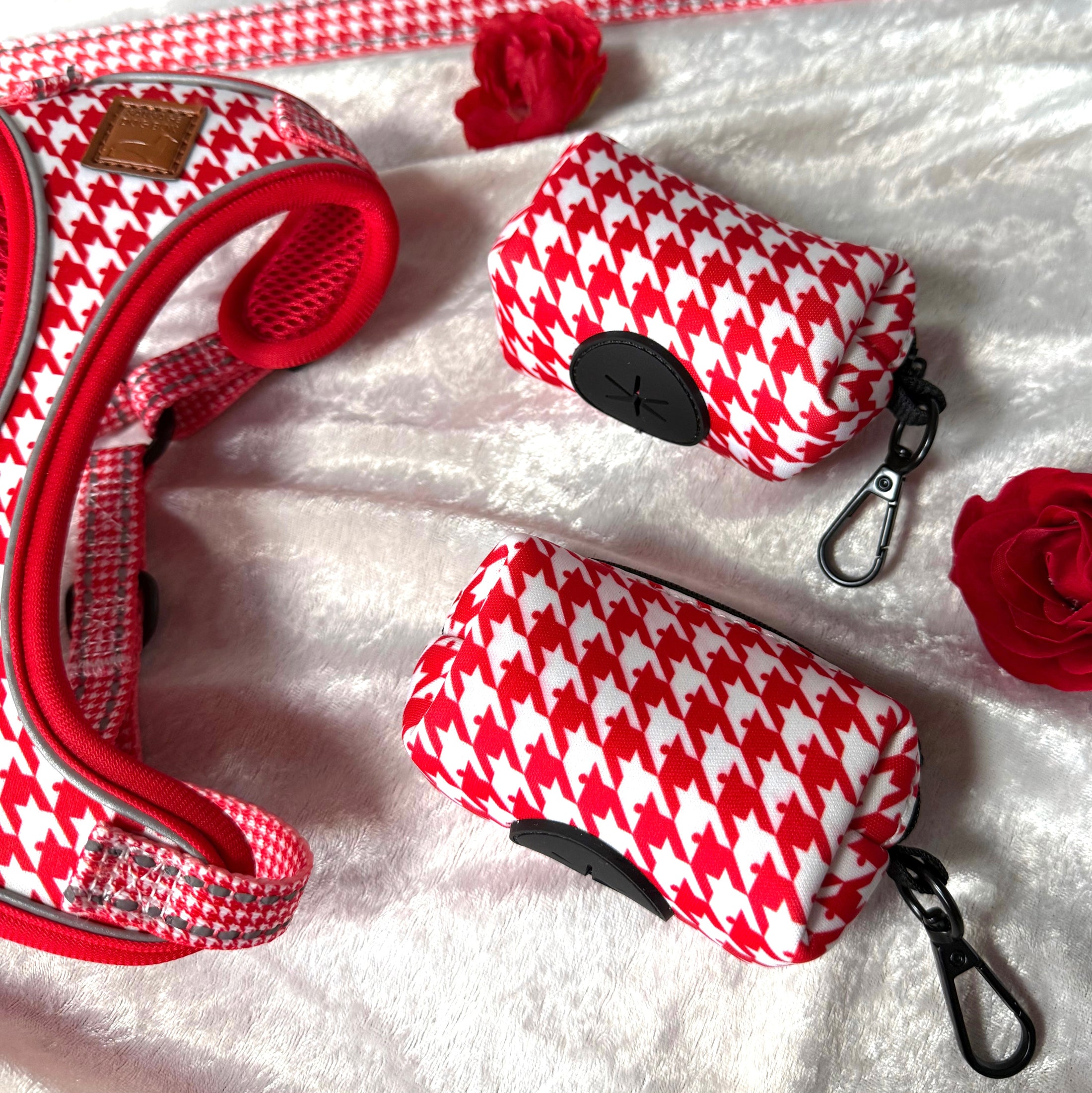 Red Houndstooth Clip On Poop Bag Holder