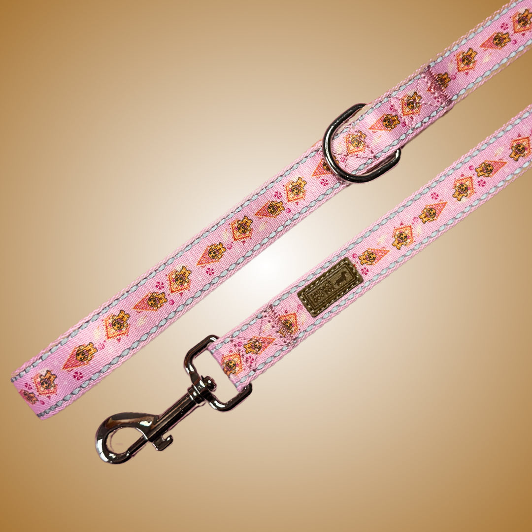 ‘Dashin’ Through The Dough’ Gingerbread Dachshund Lead