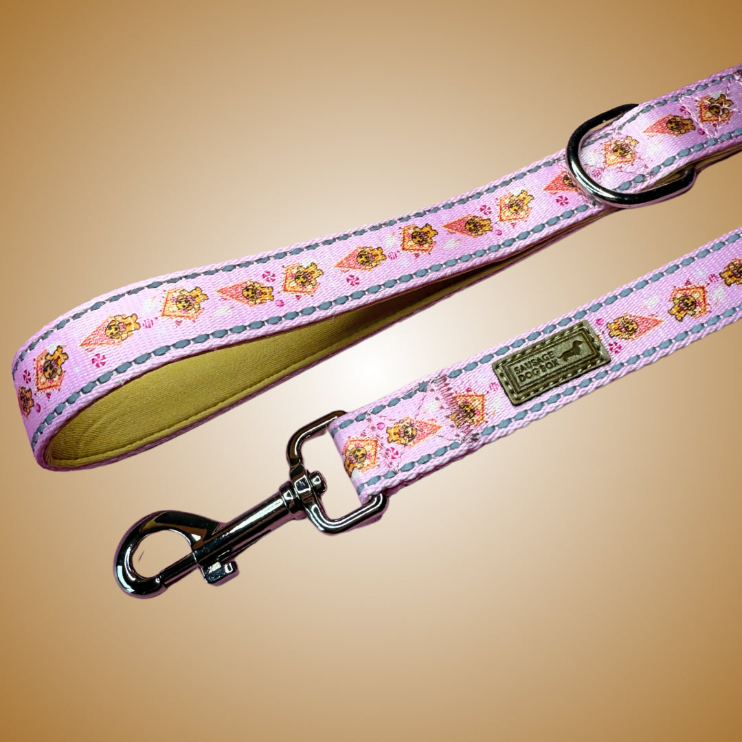 ‘Dashin’ Through The Dough’ Gingerbread Dachshund Lead